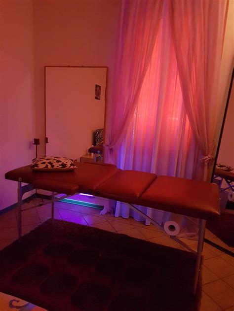 massaggi hot reggio emilia|3447292117